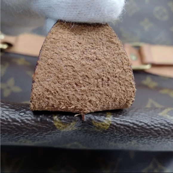 Louis Vuitton Brown Monogram Travel Bag - Poshmark Authentication Included - Picture 16 of 16